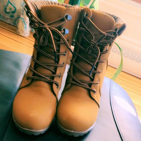 ❌ —SOLD— ❌. LightBrown🤎AnkleBooties - Picture 2 of 7